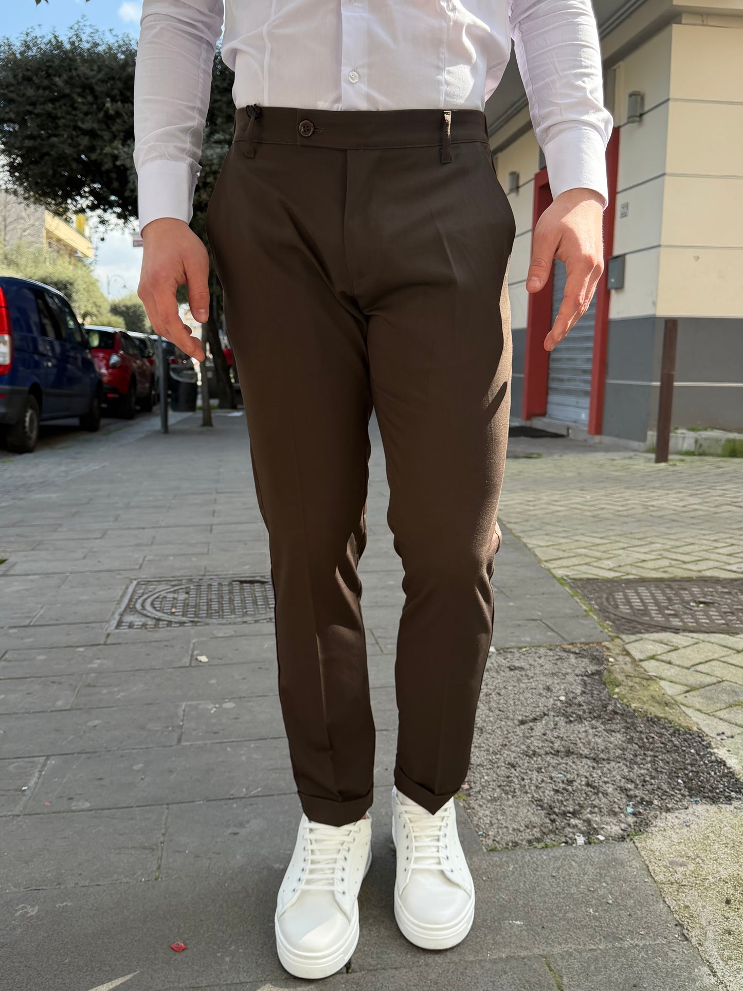 Pantalone sartoriale molla e bottone