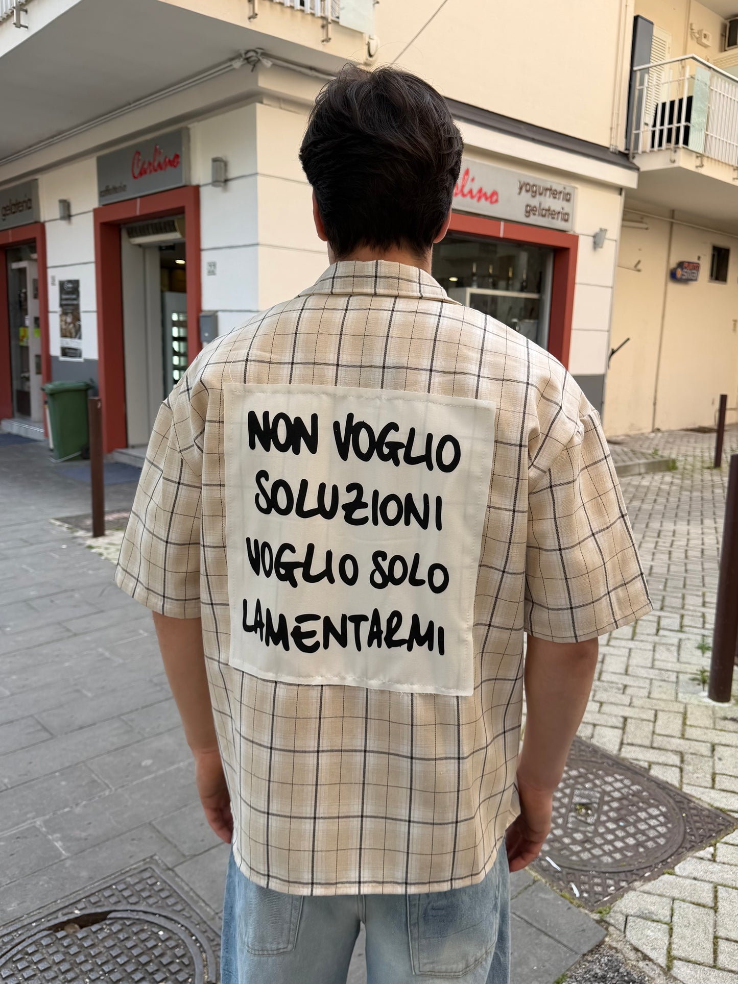 Camicia con frase