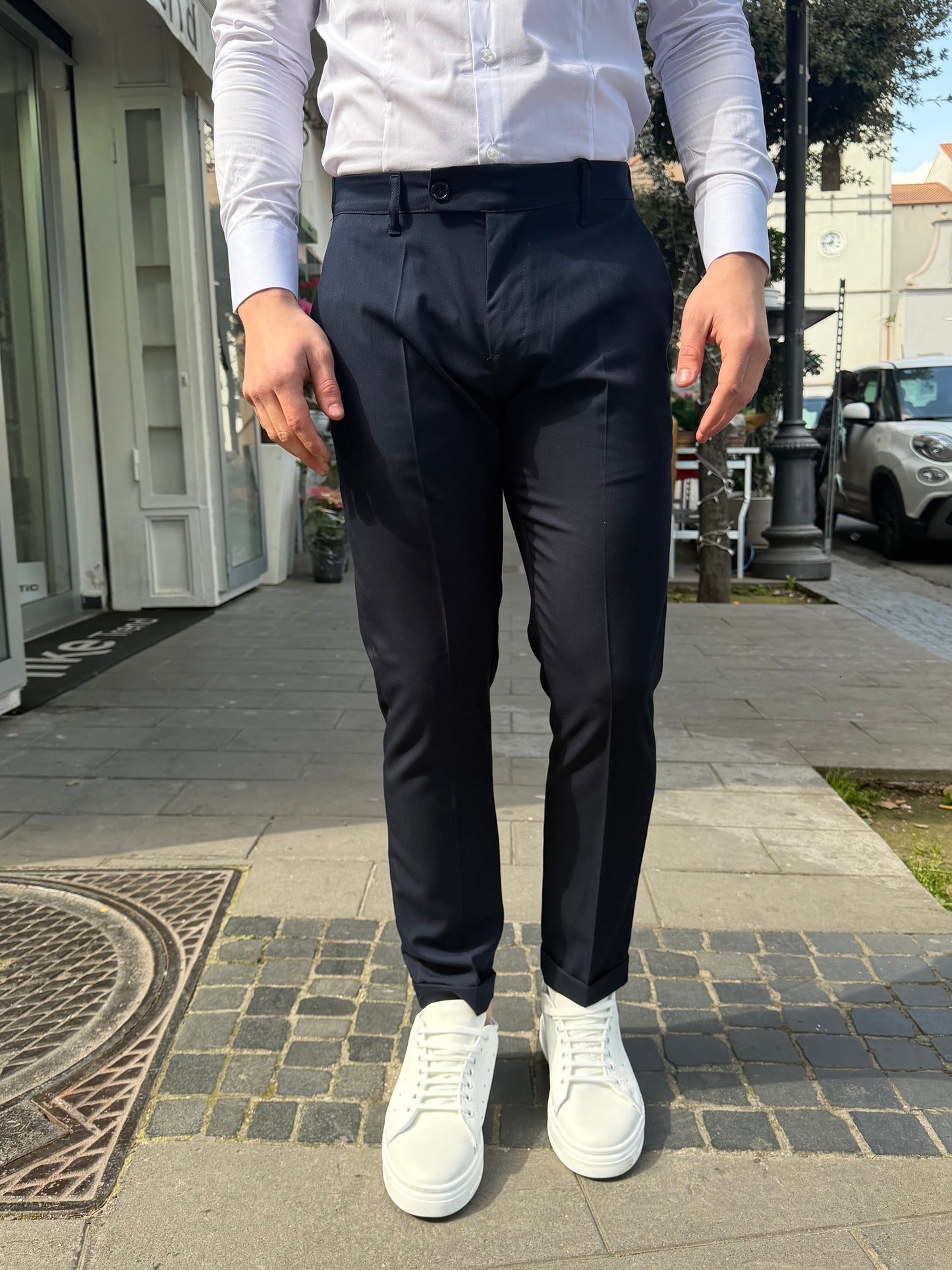 Pantalone sartoriale molla e bottone