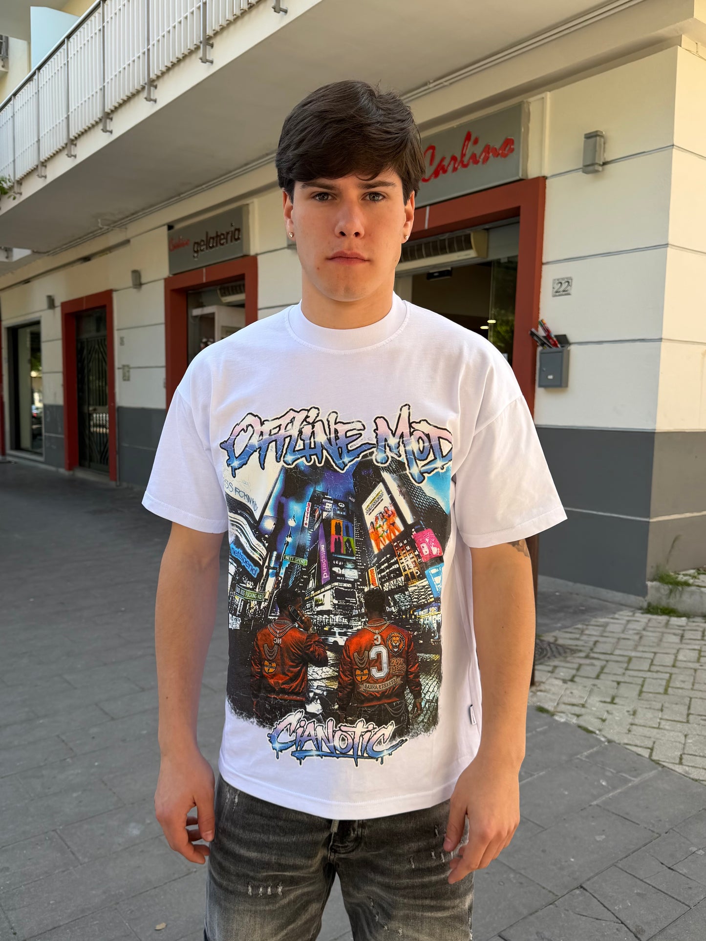 T-shirt Cianotic