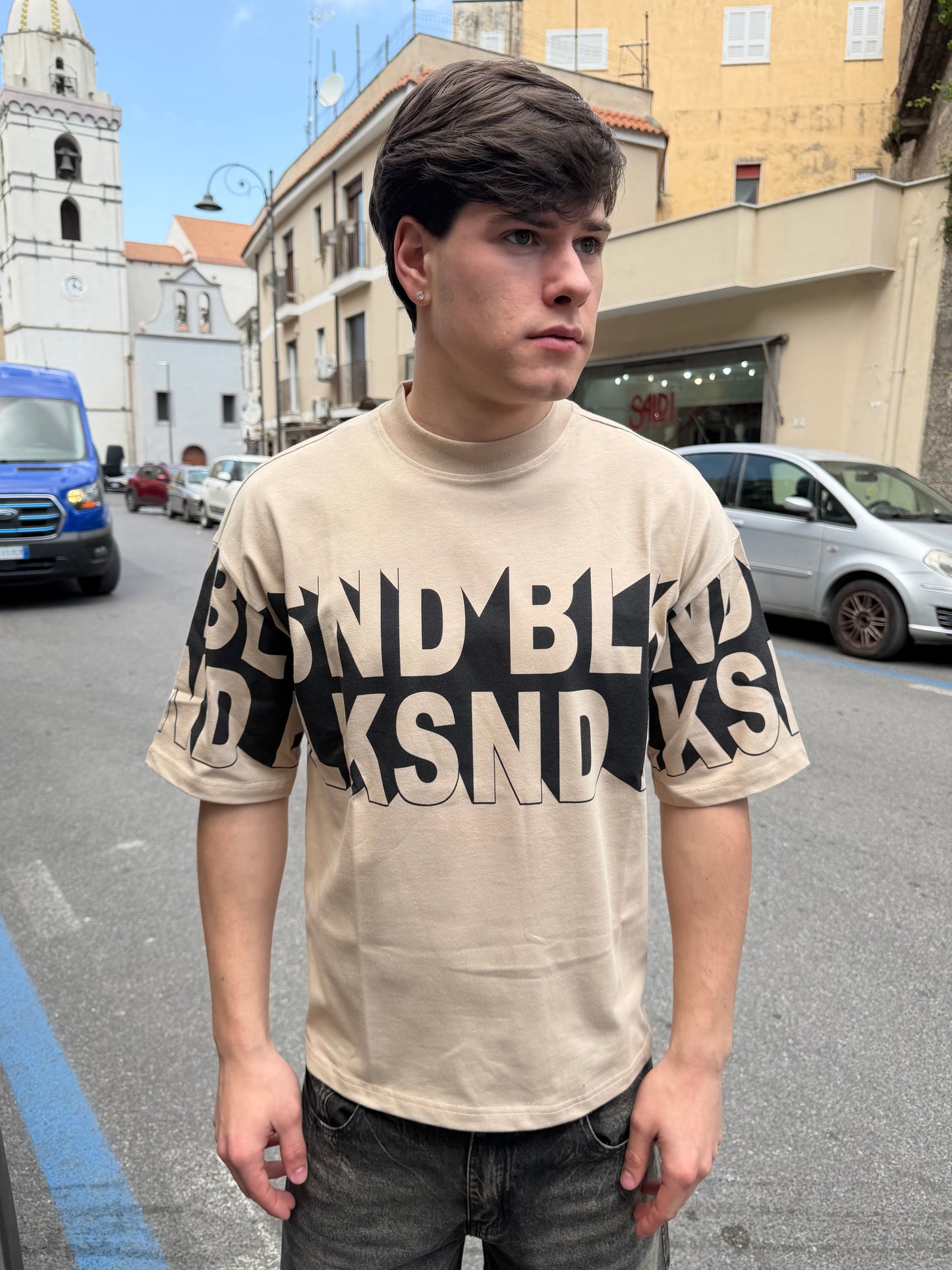 T-shirt Blaksnday
