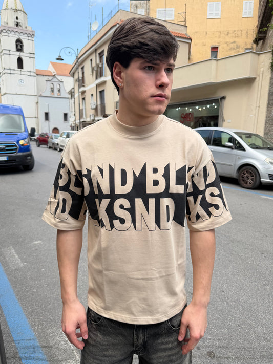T-shirt Blaksnday