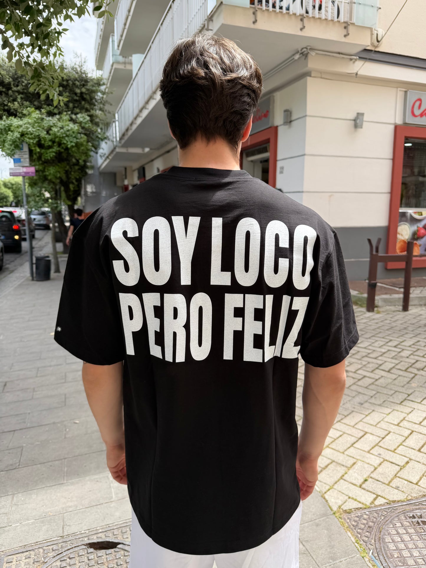 T-shirt con frase