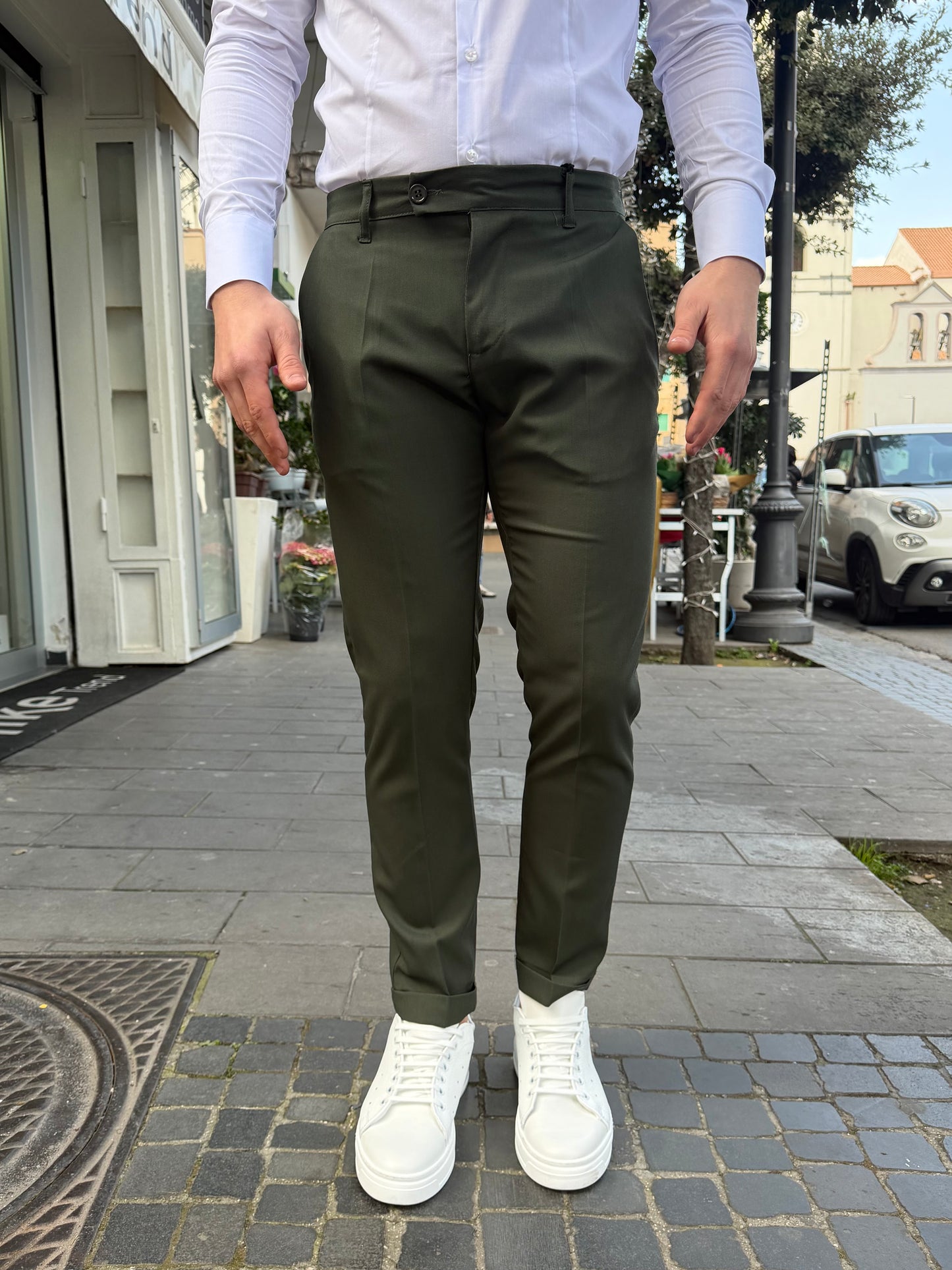 Pantalone sartoriale molla e bottone