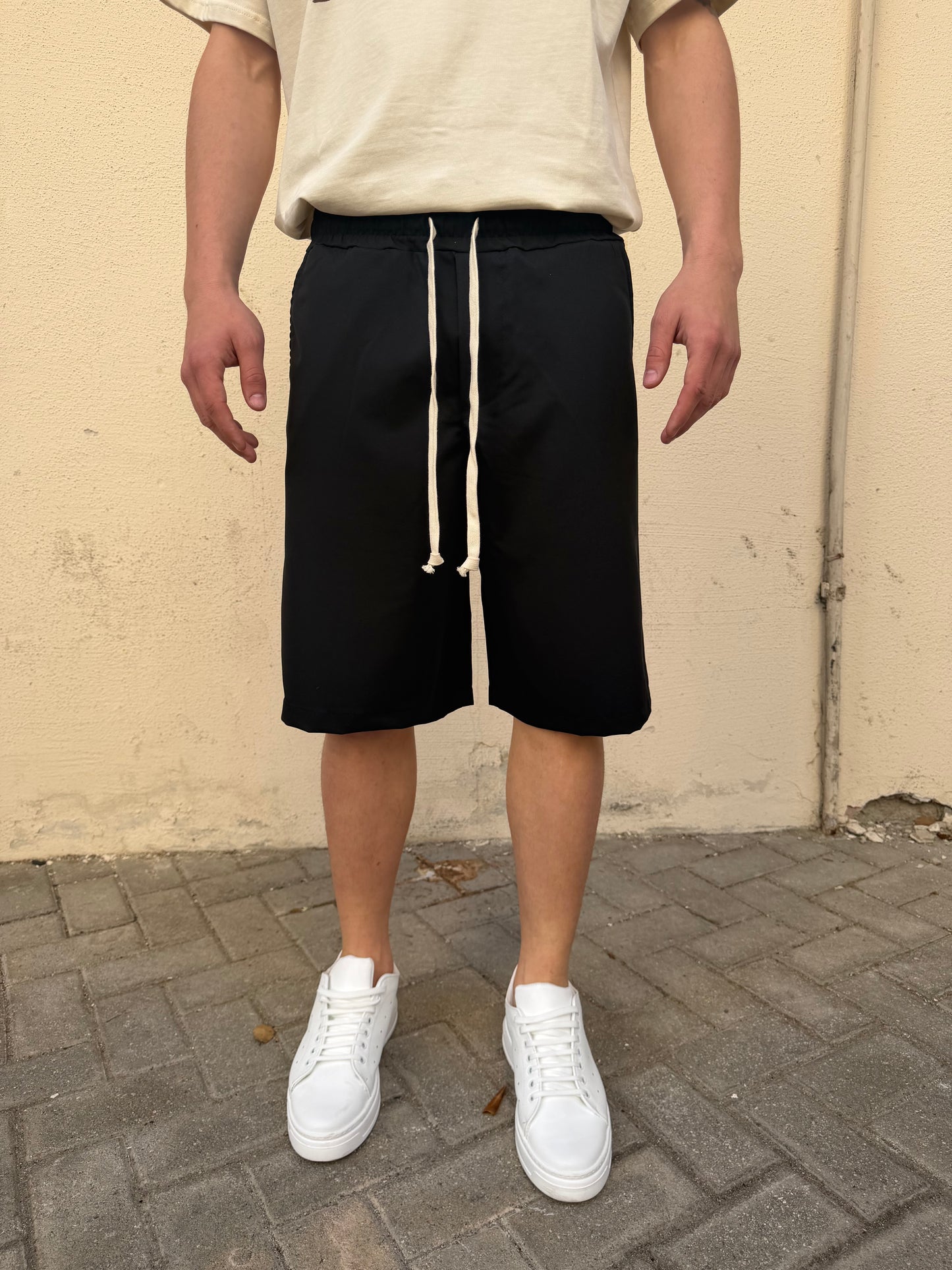 Bermuda con molla regular fit