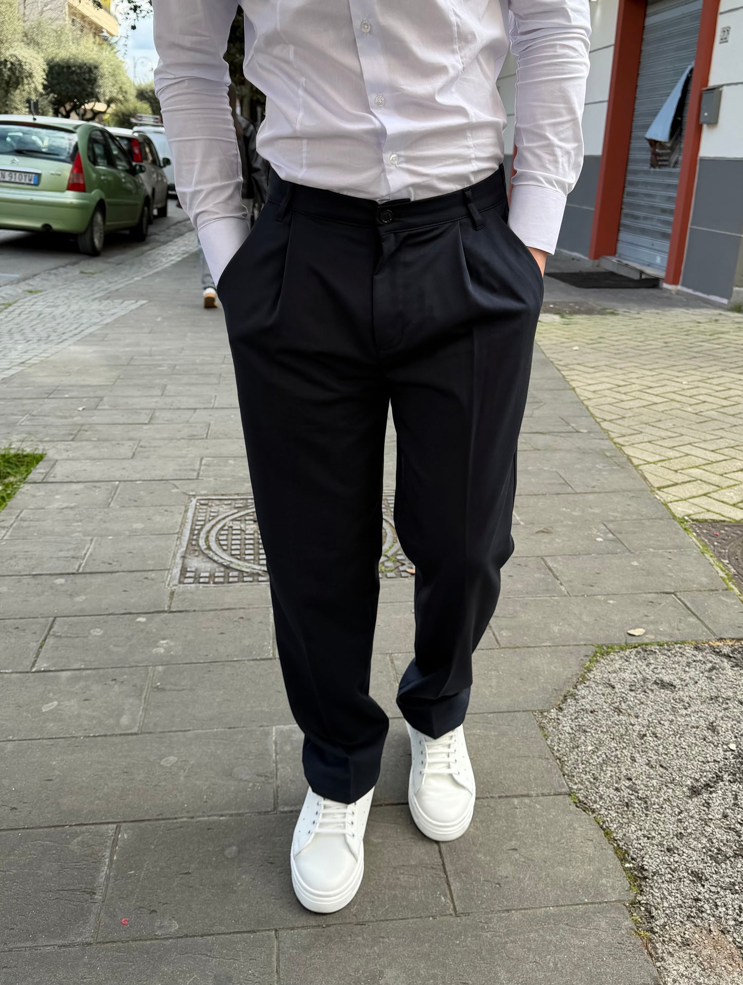 Pantalone Baggy con molla e bottone