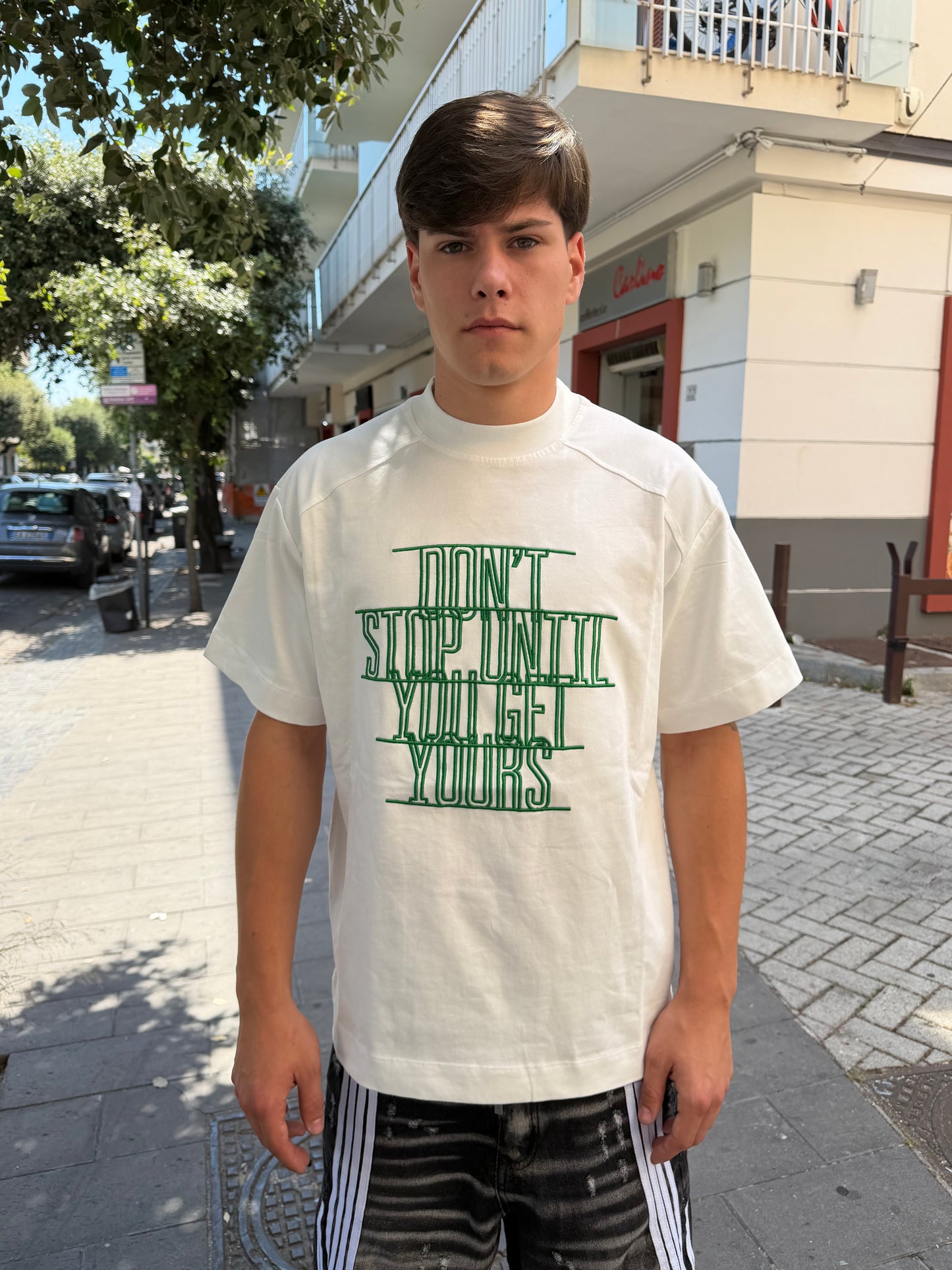 T-shirt stampa ricamata