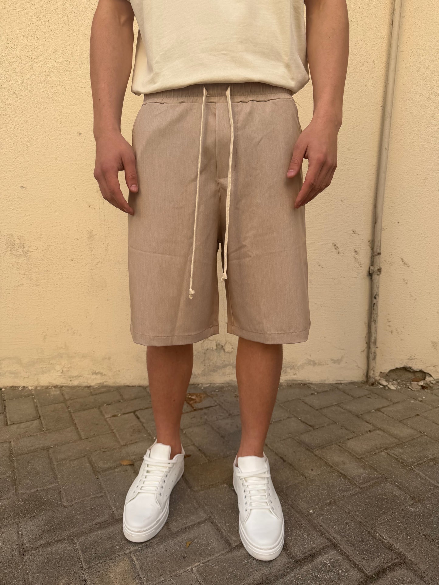 Bermuda con molla regular fit